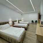 فندق Panorama & 4*
