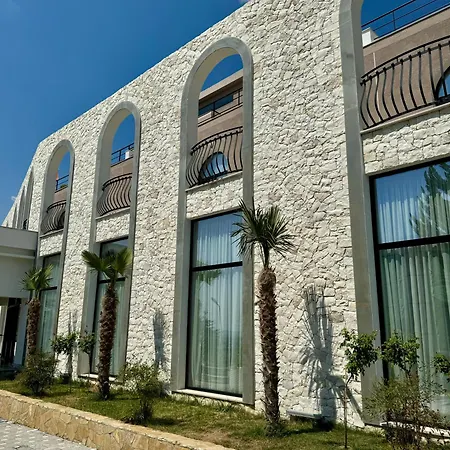 Panorama & فندق 4*