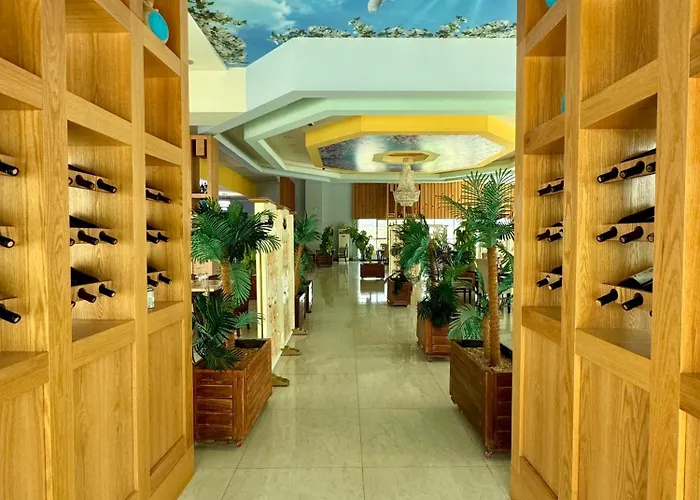 Panorama & 4* Elbasan