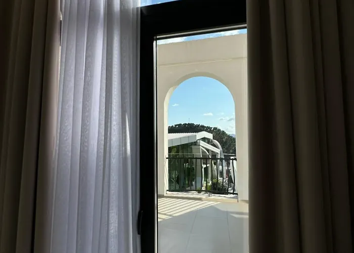 Panorama & 4* Elbasan